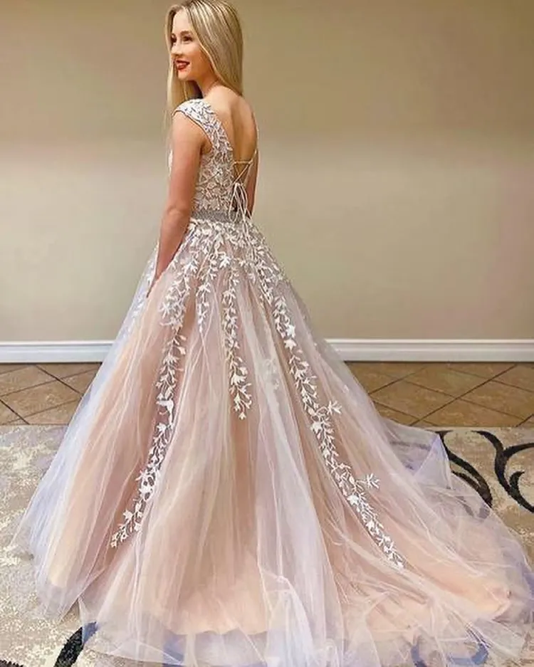 Beautiful A-Line Lace Tulle Backless Long Prom Dress