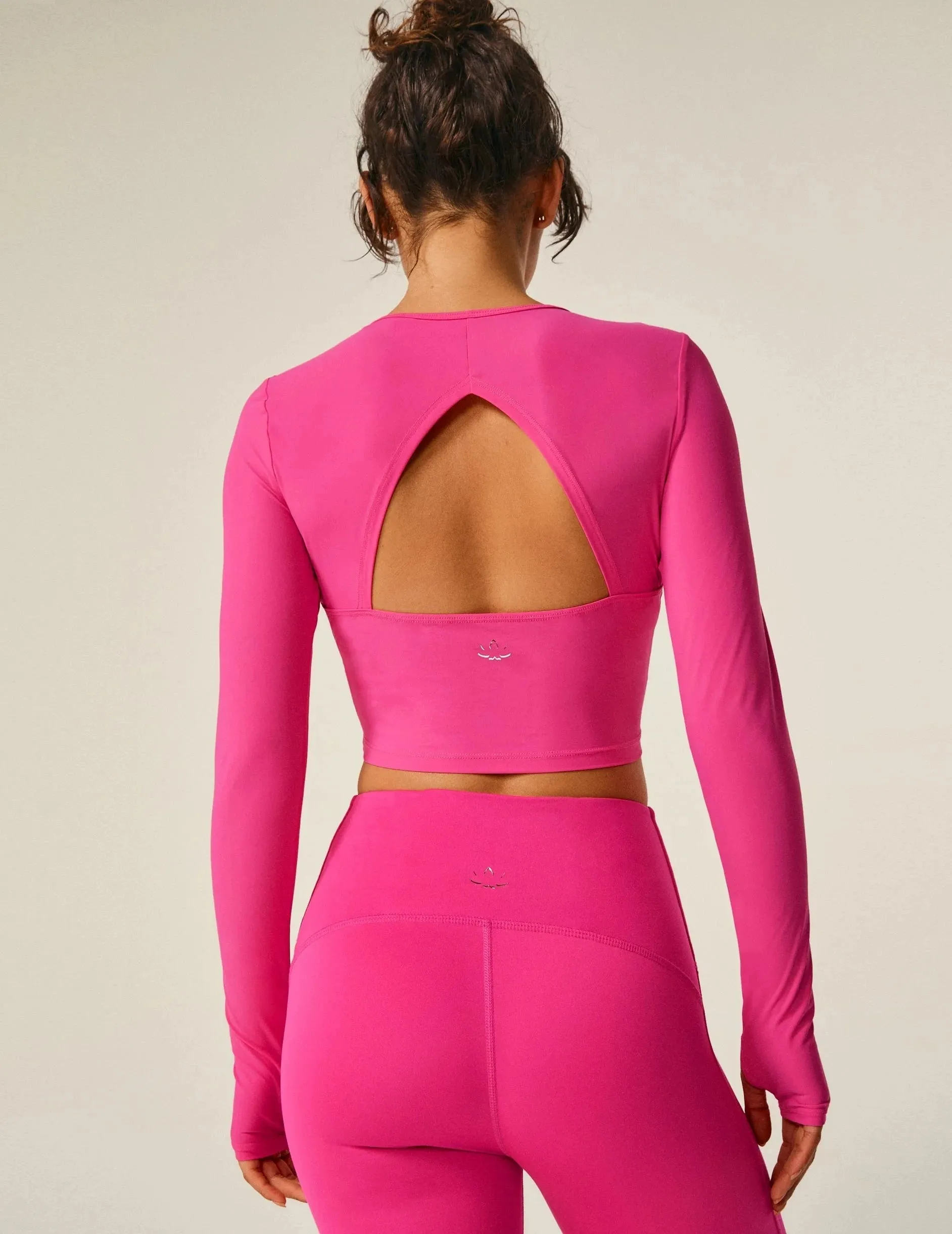 Beyond Yoga Powerbeyond Lite Cardio Cropped Pullover - Pink Energy