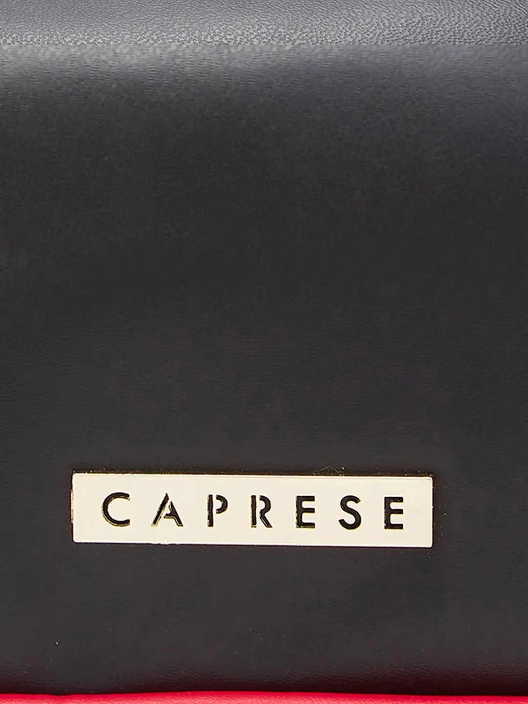 Caprese Gracie Baguette Medium Black