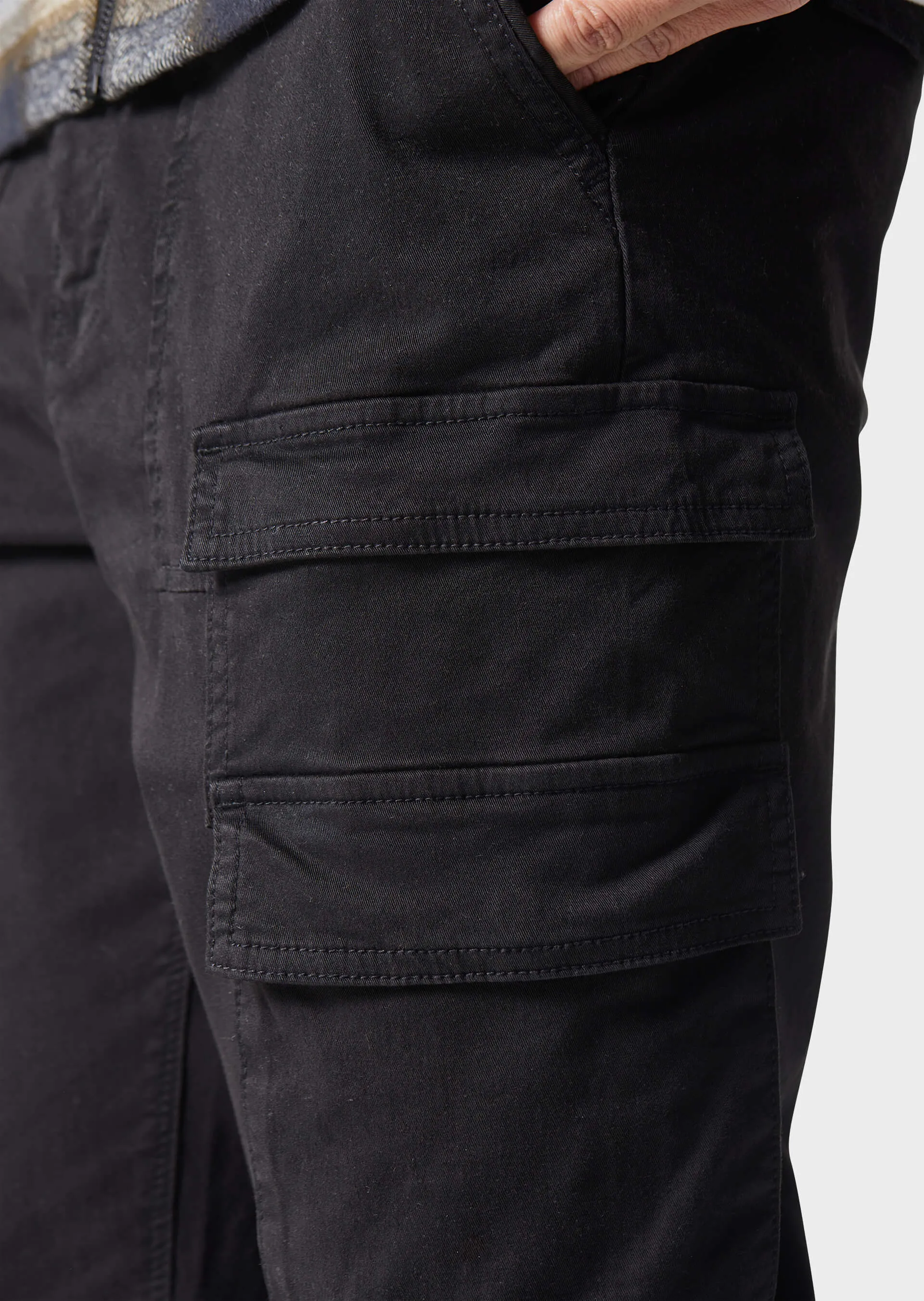 Concor Black Cargo Pants