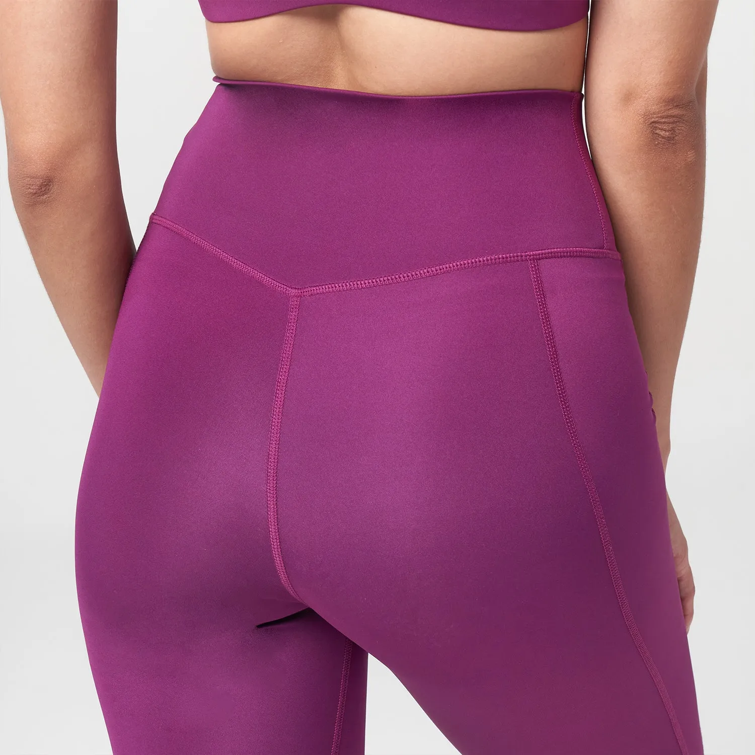 Essential Cropped Leggings 24" - Dark Purple