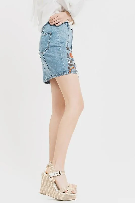 Final Sale - Blu Pepper - Button Up Embroidered Denim Skirt