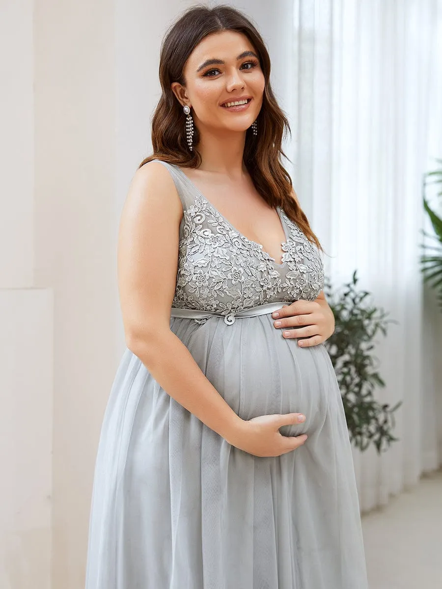 Plus Size Double V-Neck Lace Bodice Long Flowy Maternity Dress