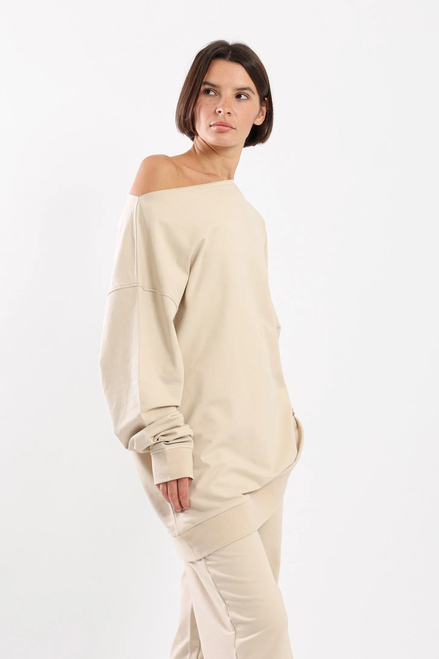 VERSATILE OFF SHOULDER SWEATER - BEIGE