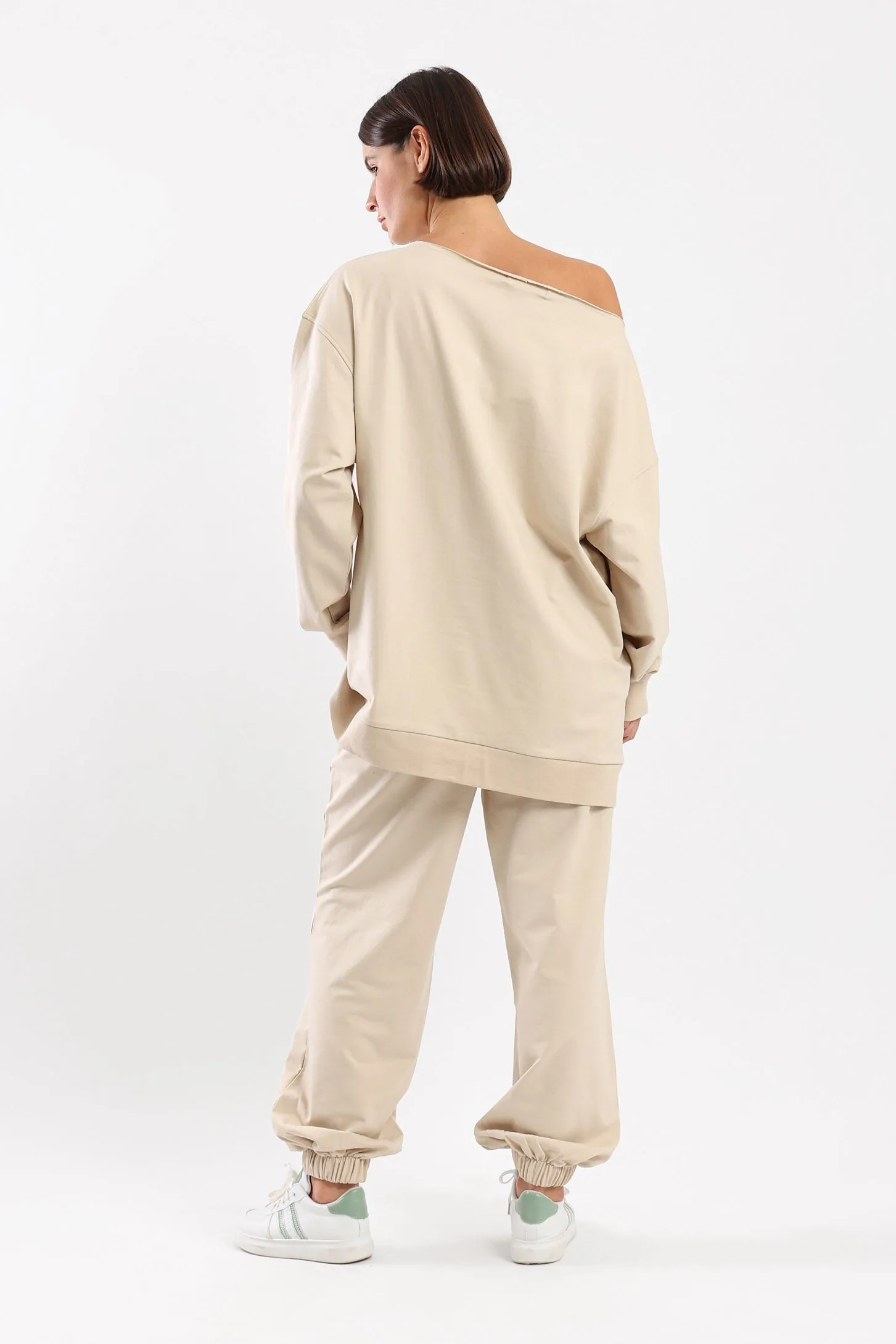 VERSATILE OFF SHOULDER SWEATER - BEIGE