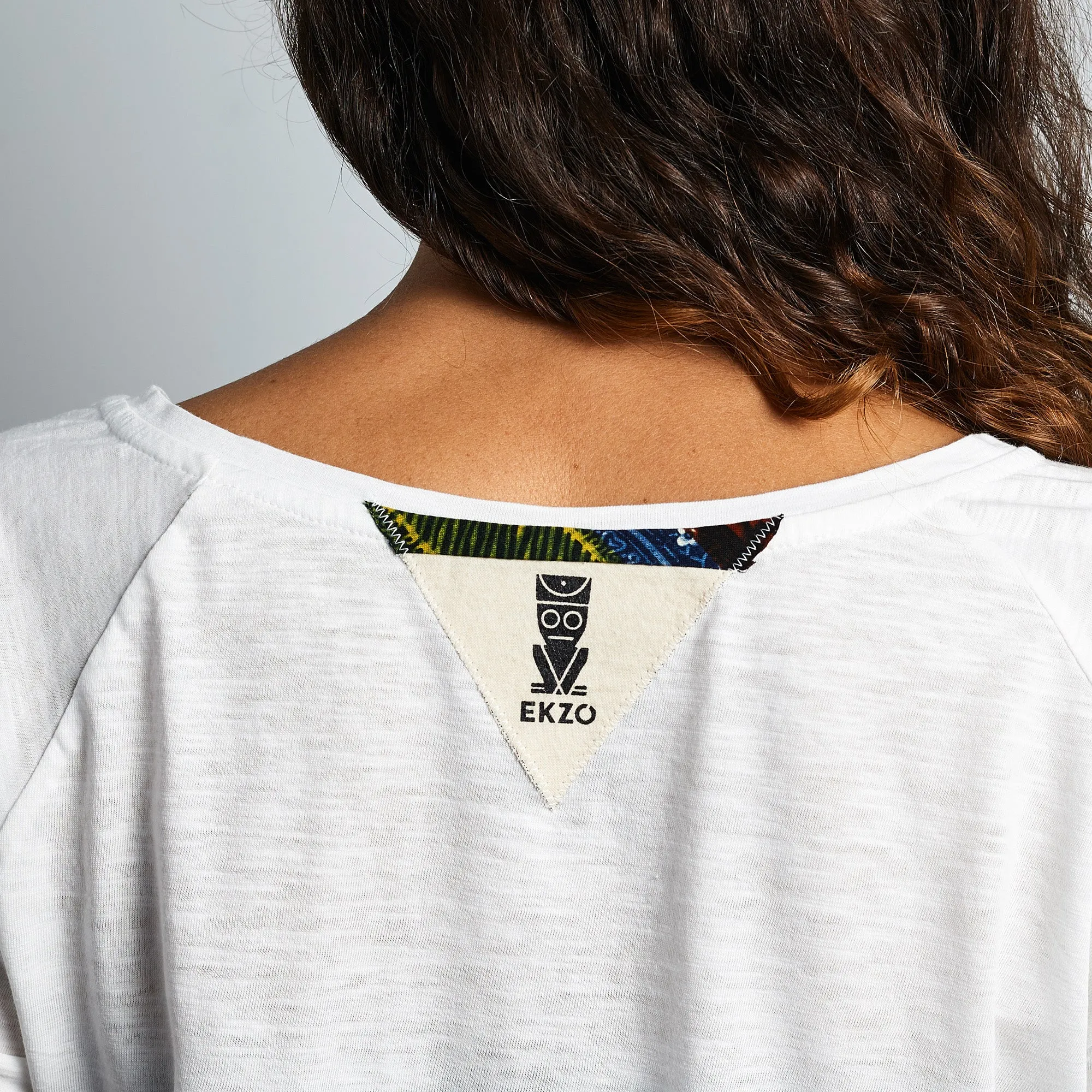 V- Neck Tee Wax Patch - Jasmine White